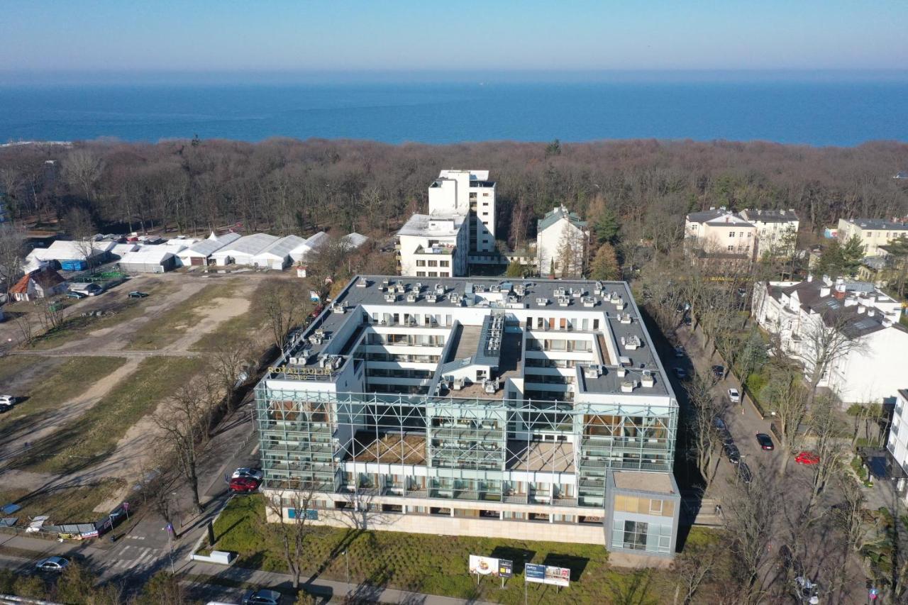 408 W Royal Tulip Sand 200 M Plaza Prywatny Dobruk Apartamenty Kołobrzeg Eksteriør billede